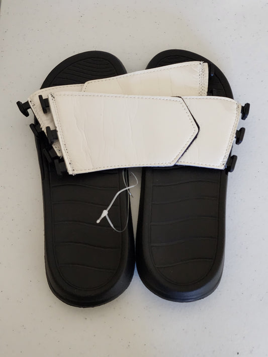 Slides/Sandals - Women